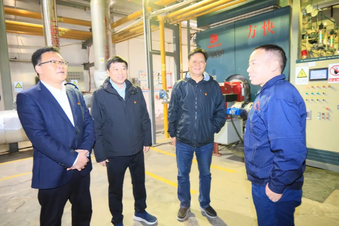 新春慰問送關(guān)懷——集團(tuán)黨委書記、董事長(zhǎng)慰問春節(jié)期間堅(jiān)守崗位的一線職工