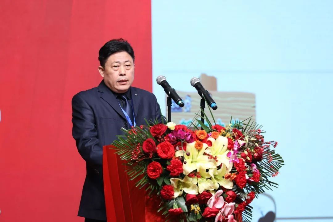 花花牛乳業(yè)30周年暨2024年客戶大會(huì)圓滿召開！