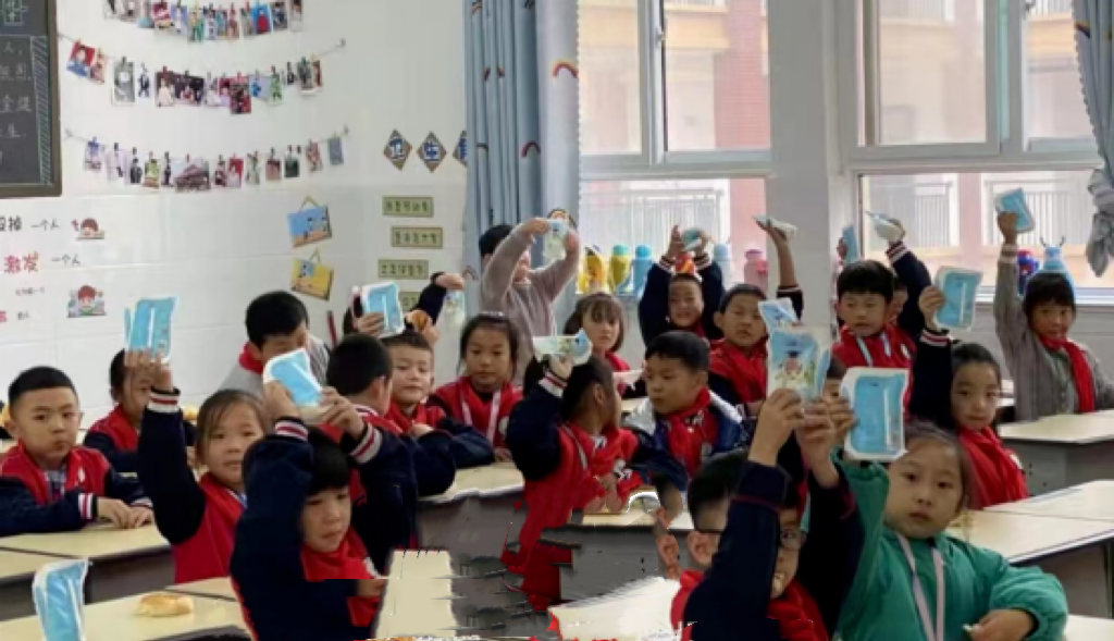 未來可期 健康護(hù)航丨花花牛乳業(yè)集團(tuán)取得學(xué)生飲用奶常、低溫發(fā)酵乳生產(chǎn)資質(zhì)