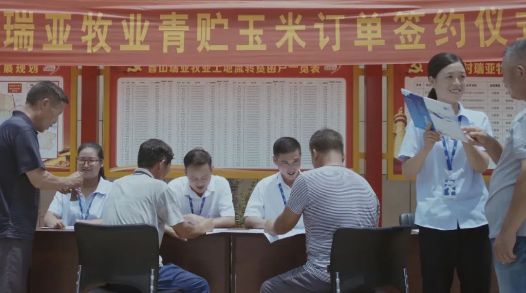 喜報 | 花花牛乳業(yè)集團(tuán)榮獲“2022年度河南省食品行業(yè)履行社會責(zé)任優(yōu)秀企業(yè)”榮譽(yù)稱號 喜報 | 花花牛乳業(yè)集團(tuán)榮獲“2022年度河南省食品行業(yè)履行社會責(zé)任優(yōu)秀企業(yè)”榮譽(yù)稱號