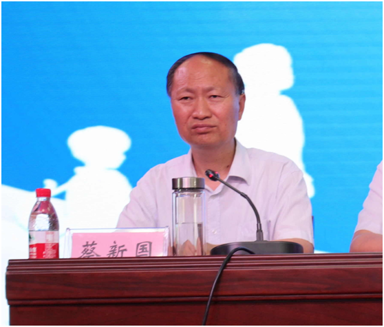 “健康中原，牛奶伴您行——花花牛乳業(yè)集團(tuán)2018中國(guó)小康牛奶行動(dòng)” 公益助學(xué)啟動(dòng)儀式隆重舉行