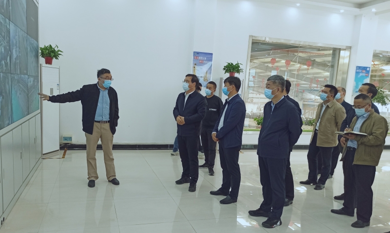 駐馬店市委副書記、市長李躍勇一行 蒞臨花花牛乳業(yè)集團新蔡豫信瑞亞牧場調研