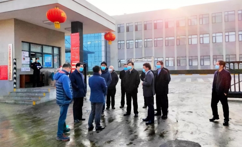 全面復(fù)工 確?！翱挂摺逼陂g百姓所需